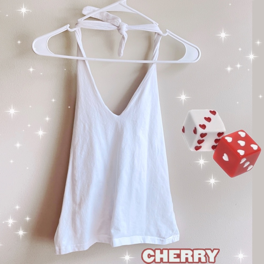 🍒  vintage white halter top 🍒